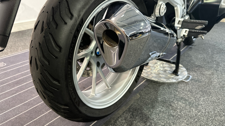 BMW R1250 RT LE (20MY)